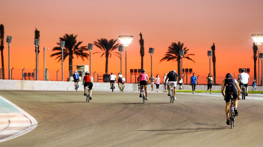 Pedalea gratis por el Circuito Yas Marina