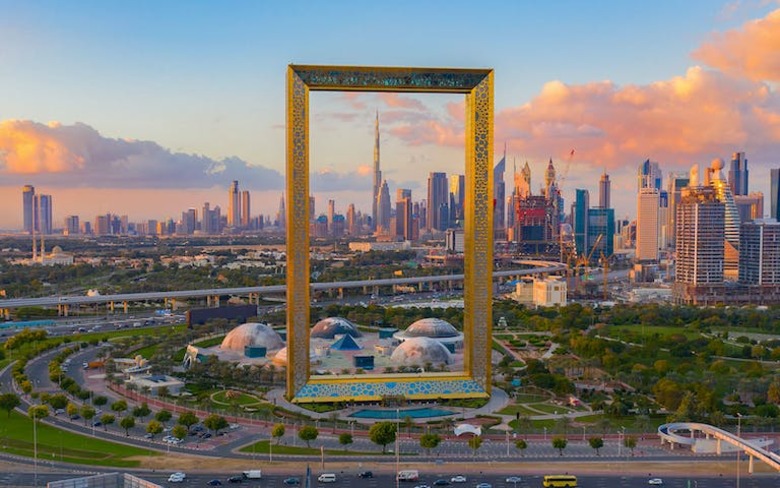 dubai frame